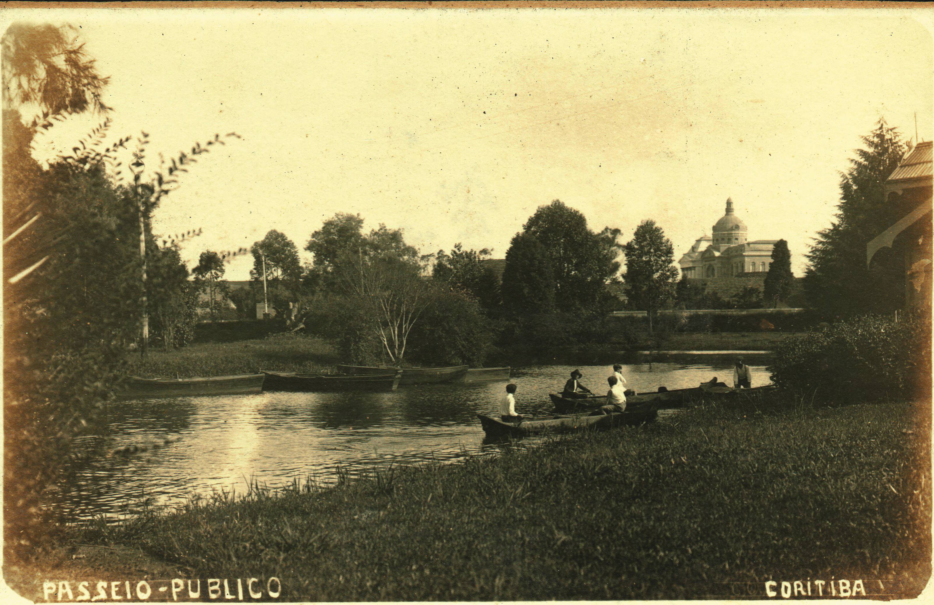 Vista do Passeio Público, em 1928. Vista do Passeio Público, em 1928.