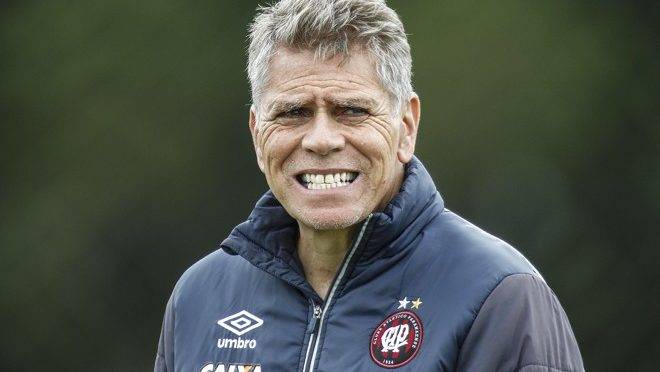 Paulo Autuori foi anunciado como novo diretor técnico do Athletico.