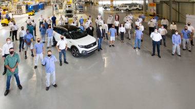 SUV mais vendido do Brasil, produzido no Paraná, chega a 100 mil unidades T-Cross