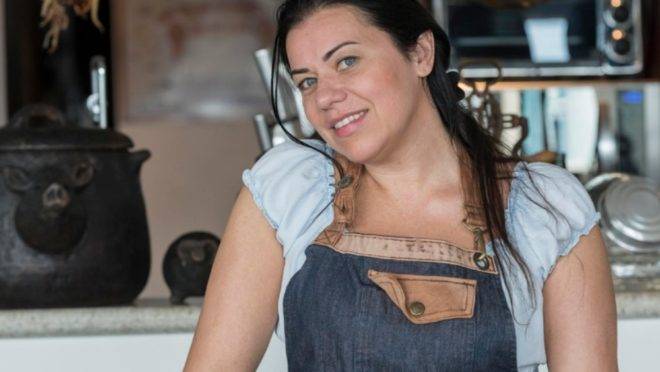 Cehf Janaína Rueda.