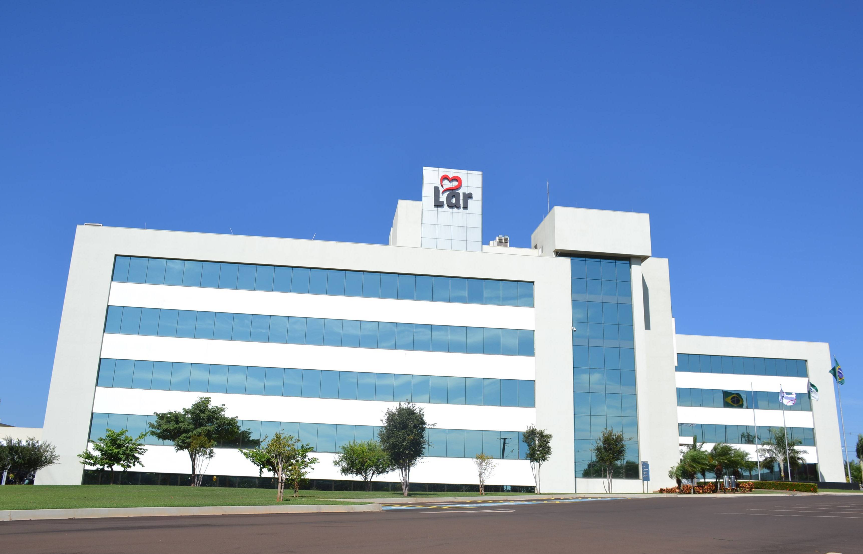 Lar Cooperativa recebe premiação por reestruturação financeira