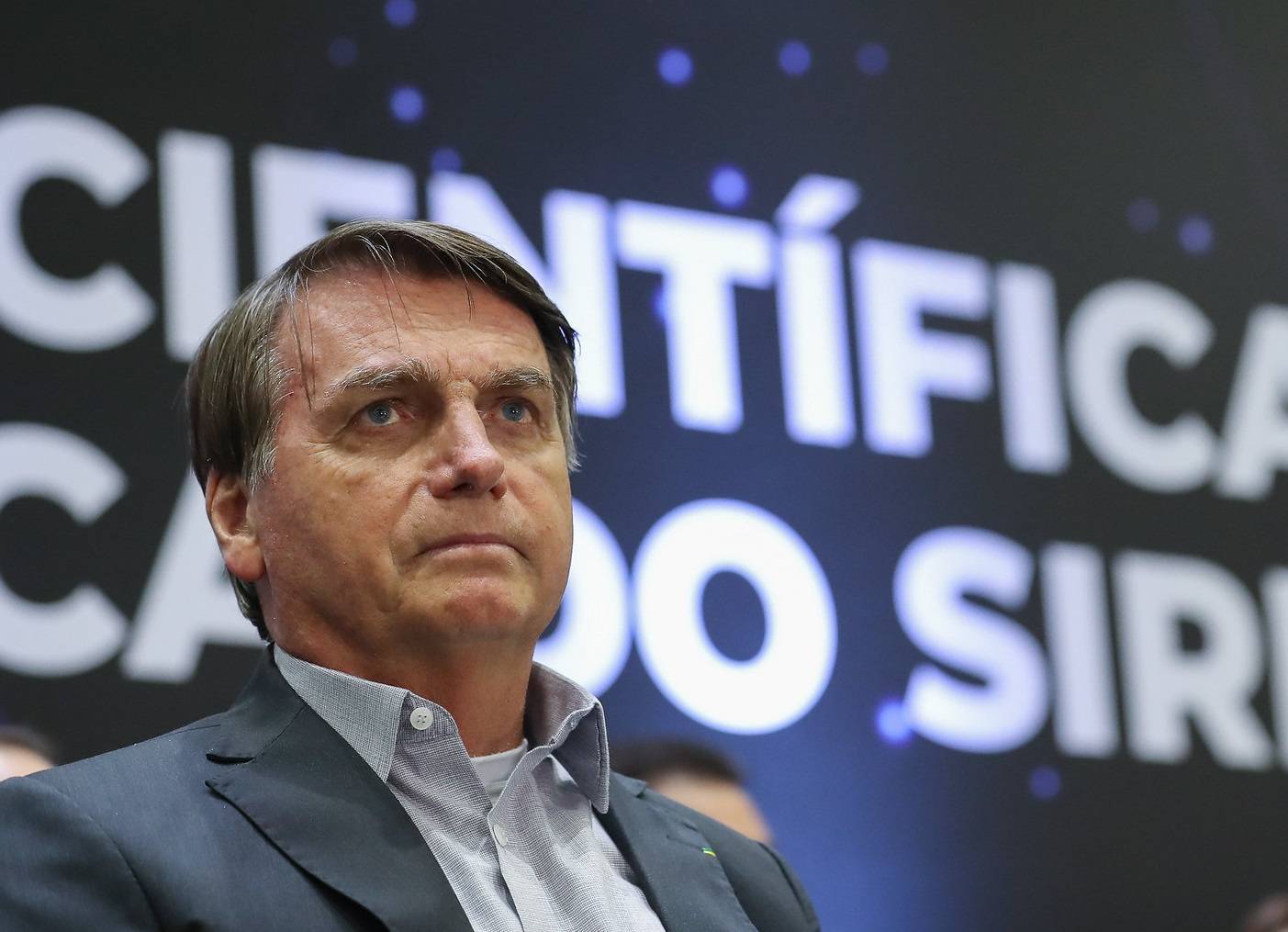 Presidente Jair Bolsonaro decidiu vetar compra de vacina chinesa após pressão do eleitorado e por insatisfação com protagonismo de Doria.