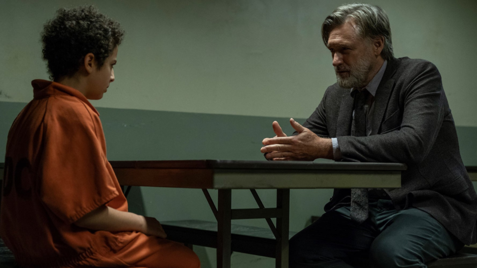 Julian e Ambrose, personagens da série The Sinner, da Netflix.