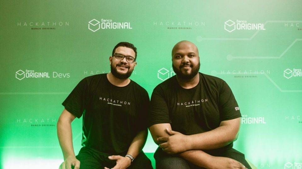 Startup de automação de hackatons, Shawee é eleita startup do ano em maior prêmio do setor Rodrigo Terron e Abraão Sena, fundadores da Shawee - startup paulista que automatiza hackathons.