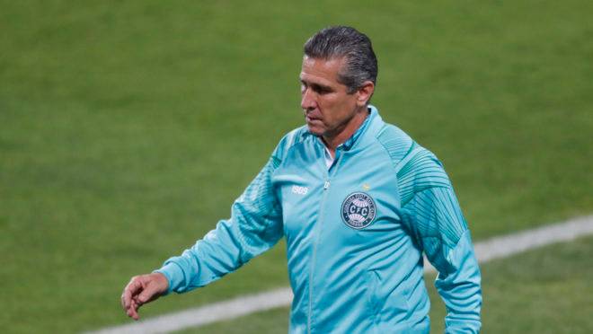 Técnico Jorginho, do Coritiba.