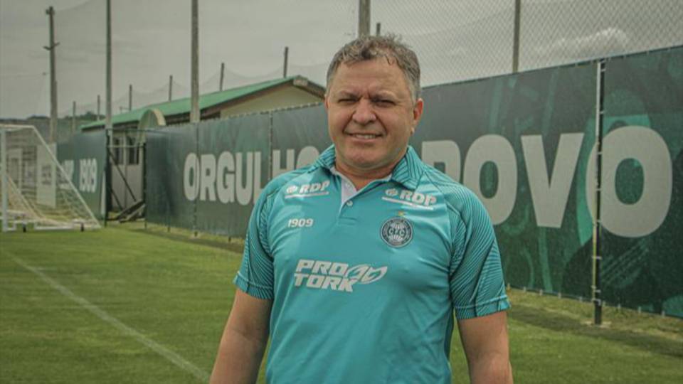 Coritiba contrata Pachequinho como auxiliar-técnico Pachequinho está de volta ao Coritiba