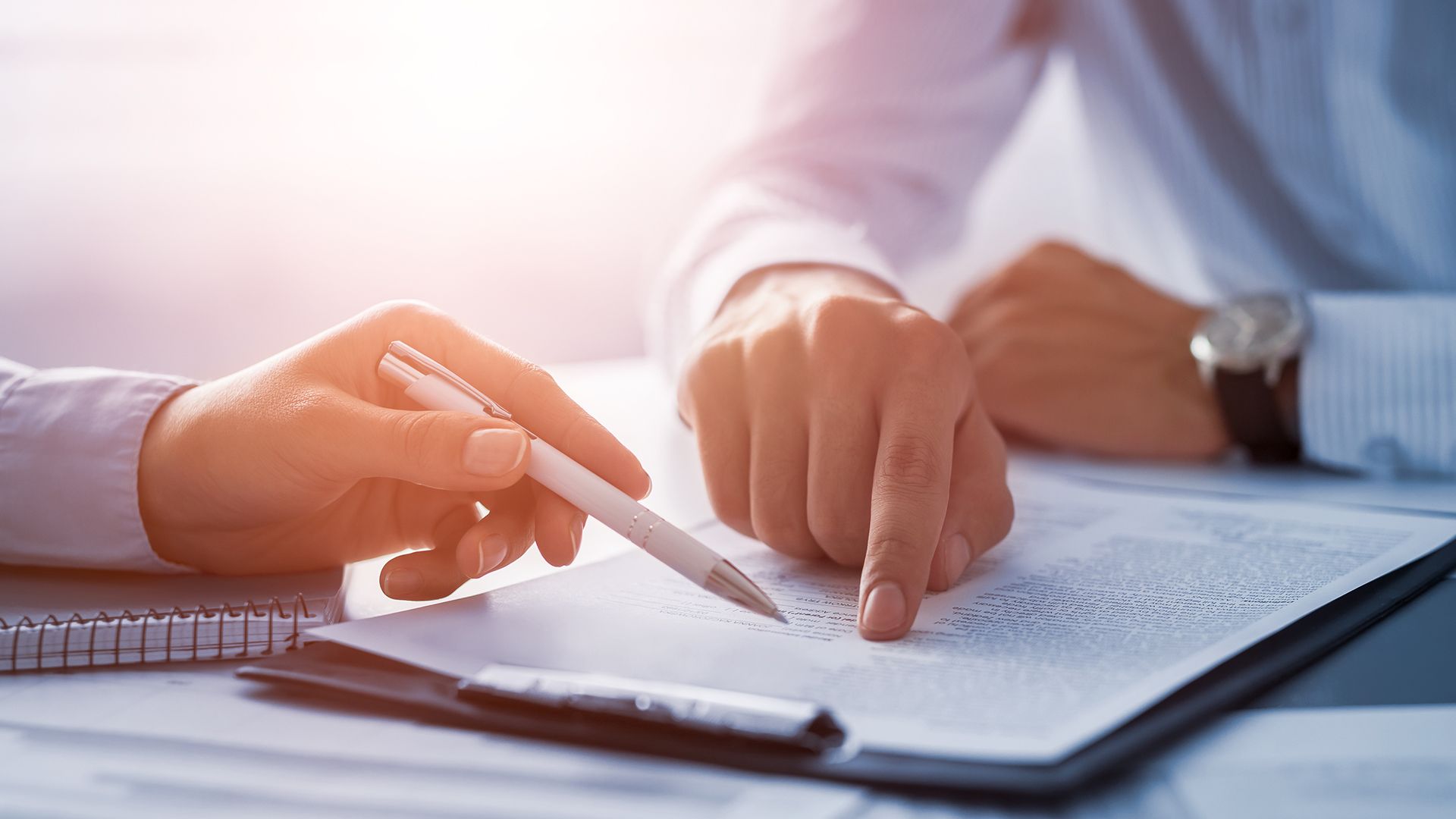 As principais dúvidas dos consorciados sobre a transferência de titularidade da cota são se o processo é muito demorado e quais os documentos necessários.