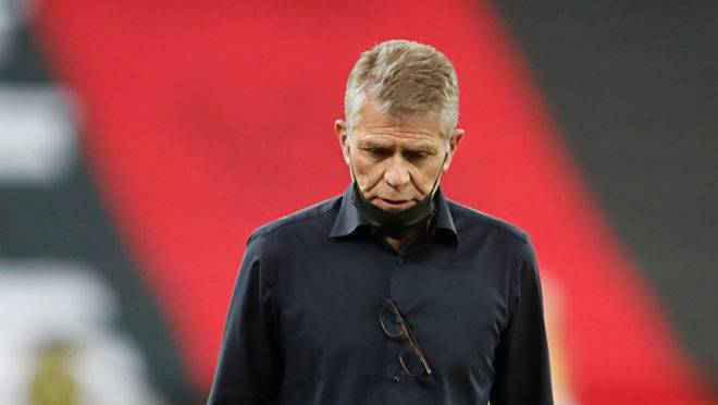 Autuori voltou ao banco de reservas do Athletico.