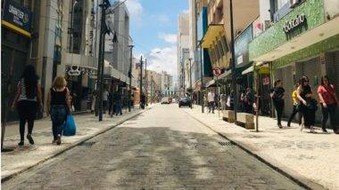 Cidades necessitam reabrir as ruas para as pessoas Rua Voluntários da Pátria, em Curitiba, passou por um processo de revitalização.