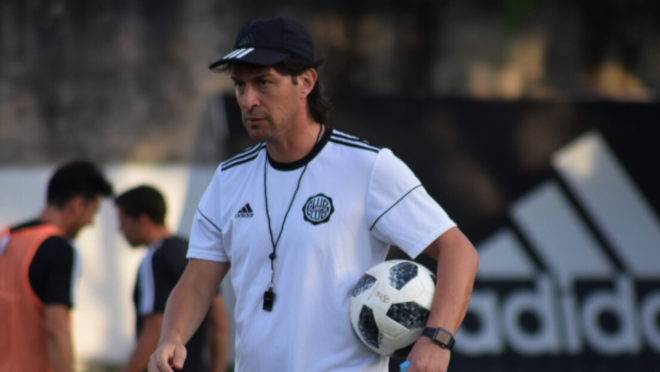 Técnico argentino foi oferecido ao Coritiba