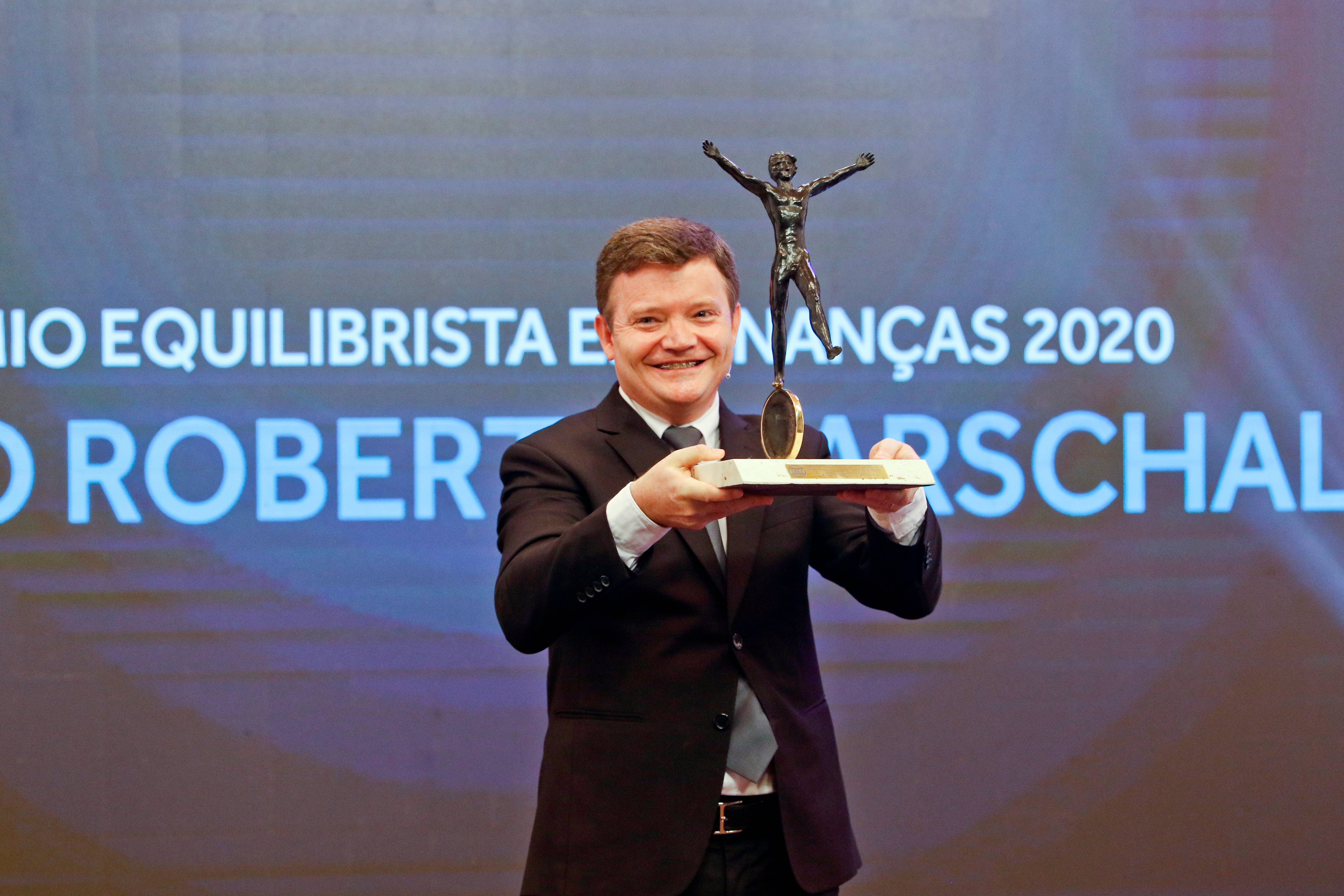 Clédio Roberto Marschall superintendente administrativo e financeiro da Lar Cooperativa e ganhador do Prêmio Equilibrista 2020