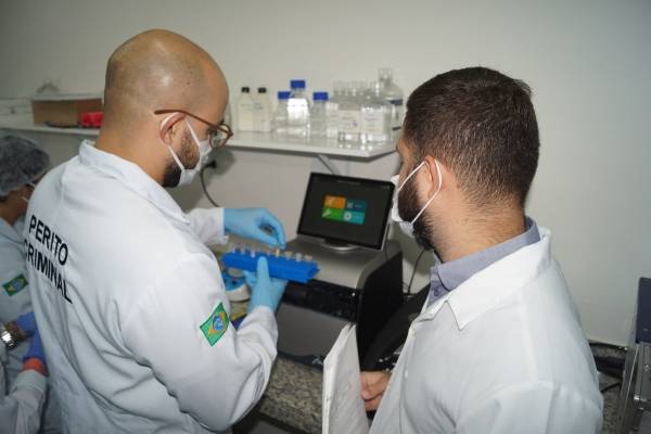 Polícia científica