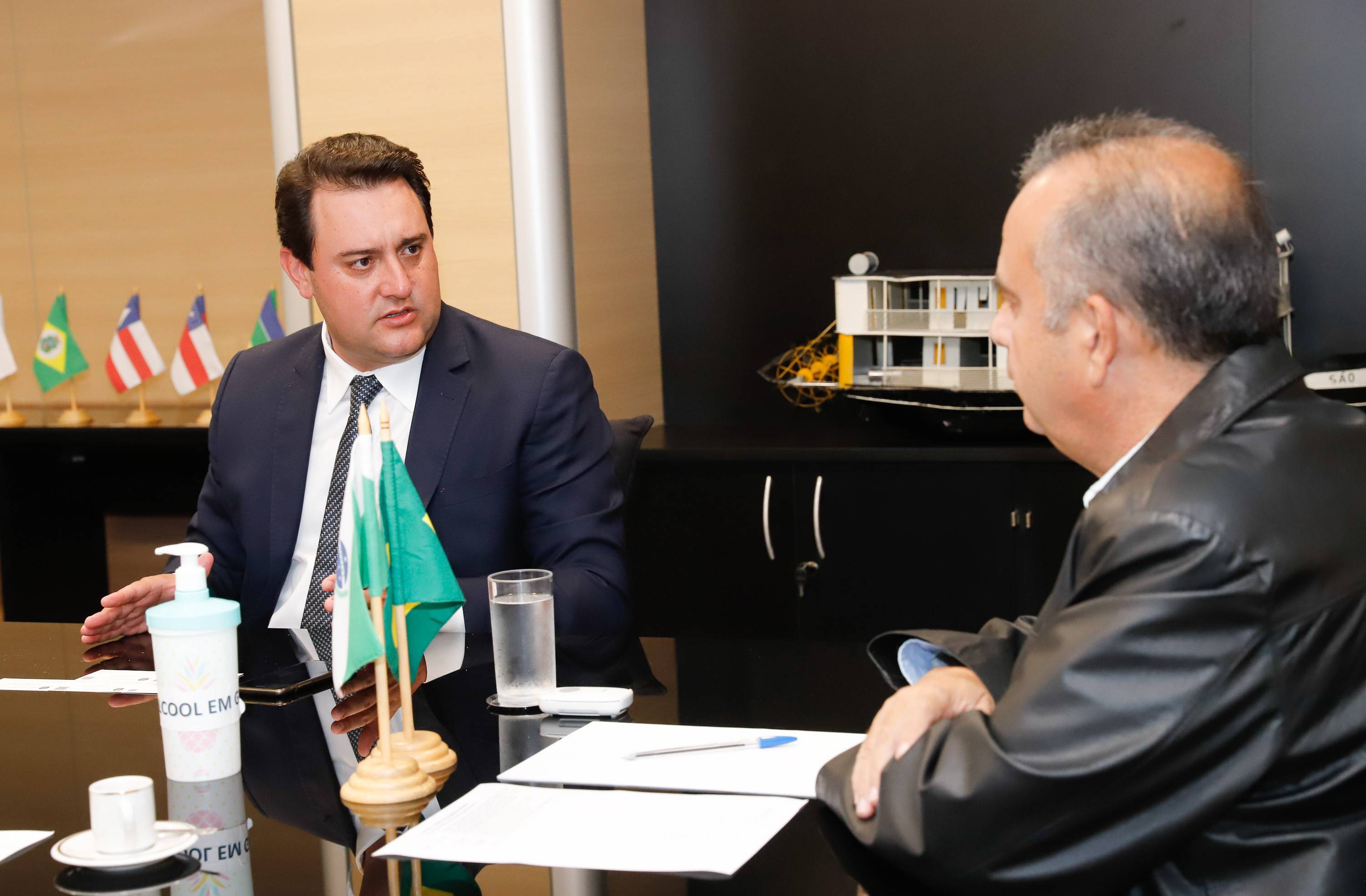 Governador do Paraná, Carlos Massa Ratinho Junior (PSD), foi recebido pelo ministro do Desenvolvimento Regional, Rogério Marinho