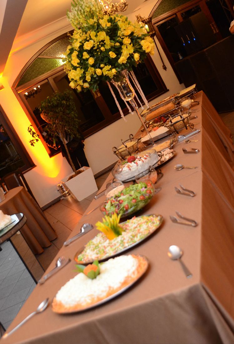 Buffet servido em evento do Castello Trevizzo. Foto: Divulgação/Castello Trevizzo Buffet servido em evento do Castello Trevizzo. Foto: Divulgação/Castello Trevizzo