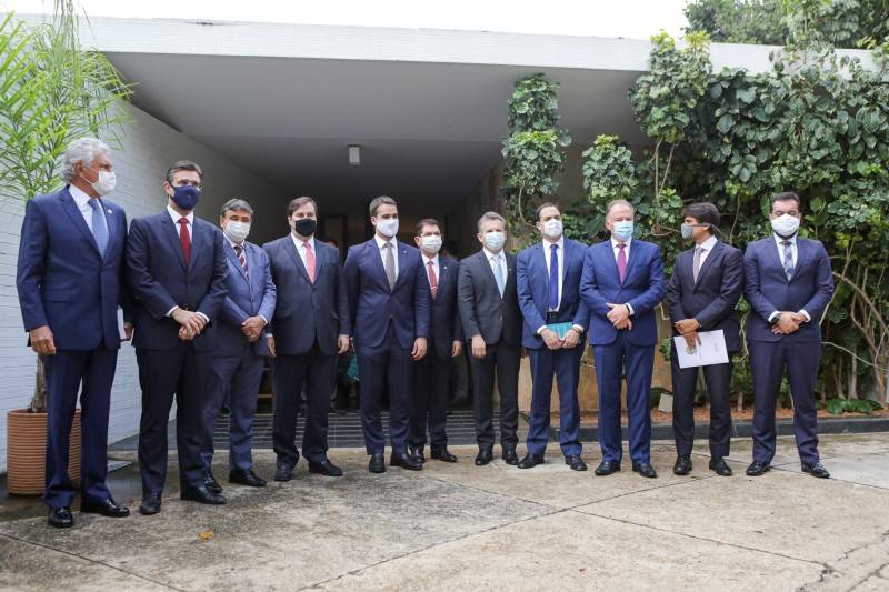 Governadores se reúnem com Rodrigo Maia: eles têm interesse em novo pacote de auxílio aos estados, mas medidas podem apenas postergar a crise fiscal