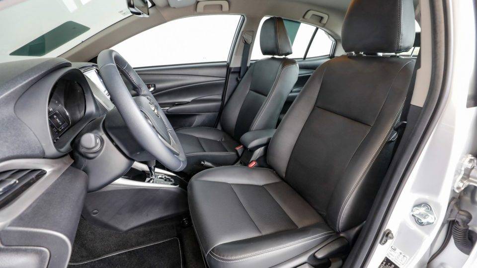 Interior do Toyota Yaris