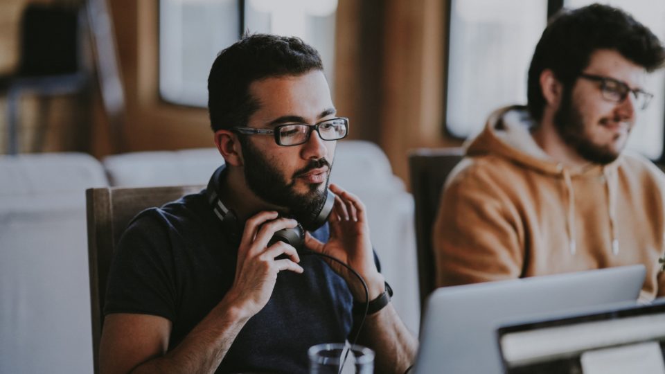 3 dicas para startups B2B em estágio inicial obterem um bom desempenho 3 dicas para startups B2B em estágio inicial obterem um bom desempenho