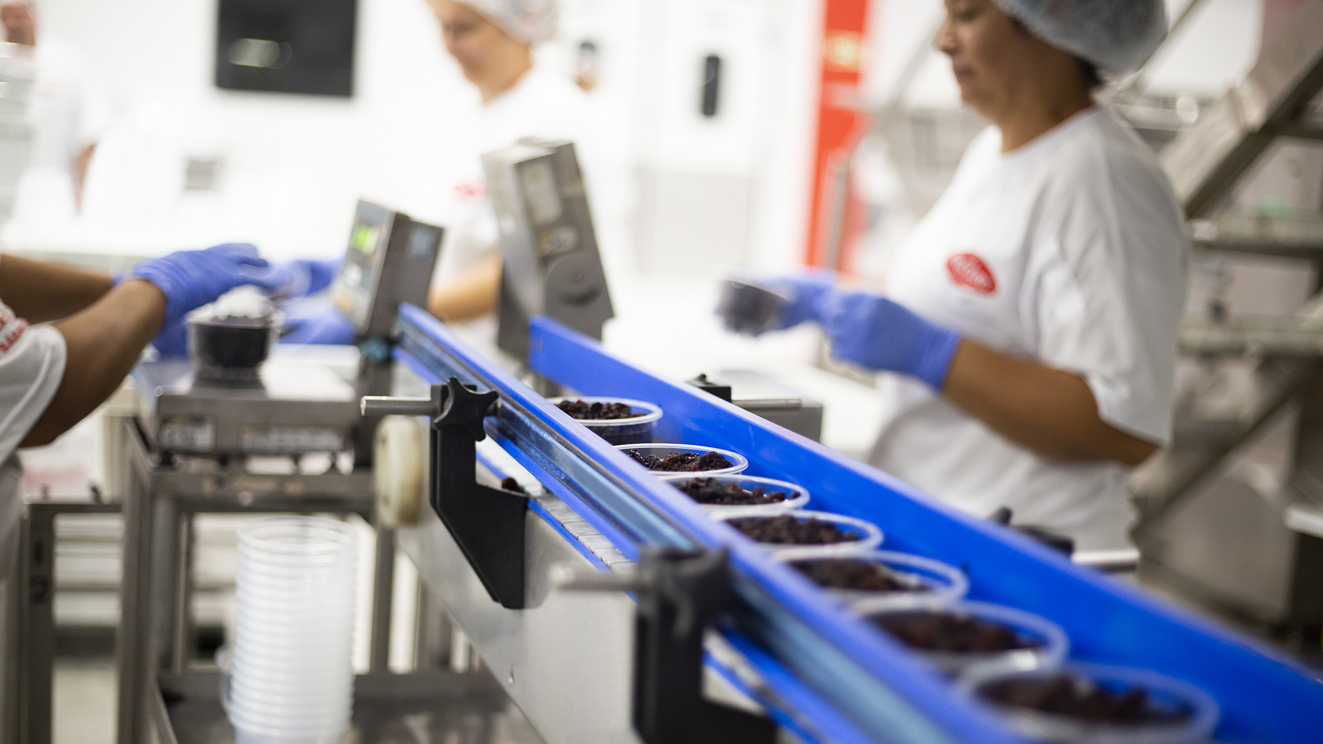 Acúmulo de custos nas cadeias produtivas encarece o produto brasileiro e inibe investimentos