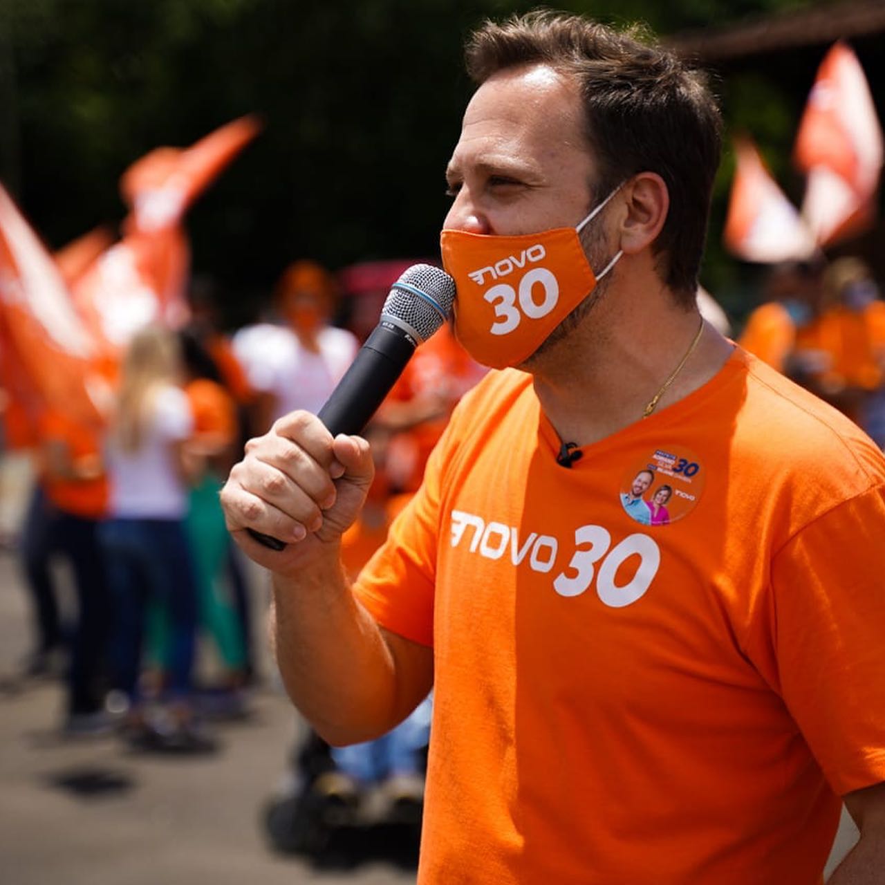 Adriano Silva candidato a prefeito do Novo em Joinville (SC).