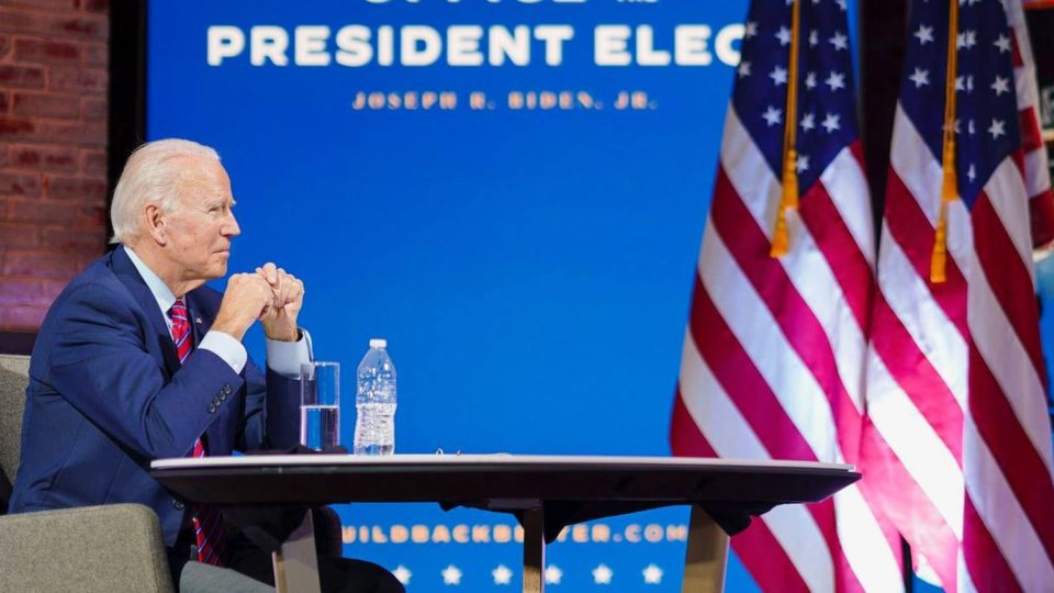 Trump contesta eleições, mas Biden já despacha como presidente eleito