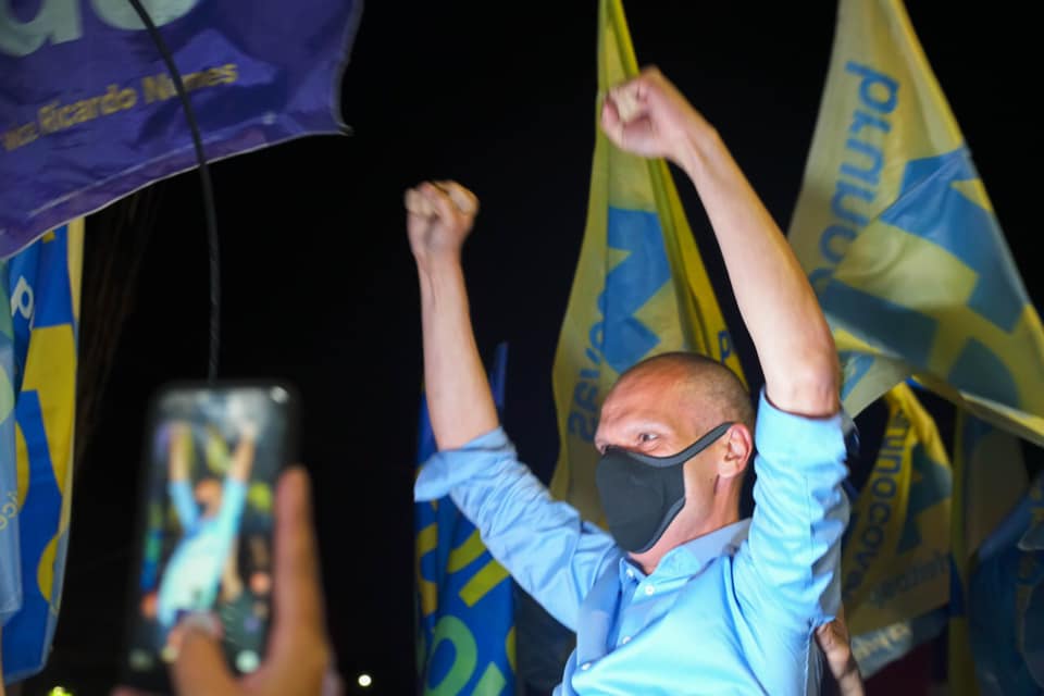 Bruno Covas (Psdb) é reeleito prefeito de São Paulo.