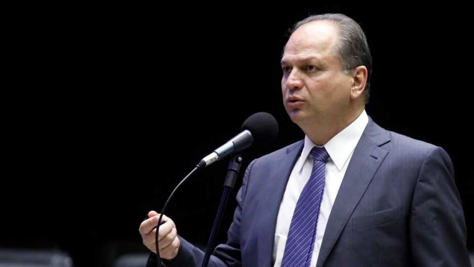 Barros: reforma tributária deve começar pela fusão de PIS e Cofins Ricardo Barros