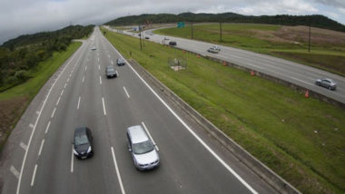 MP do Distrito Federal e Polícia Civil apuram supostas irregularidades em obras rodoviárias, lavagem de dinheiro e enriquecimento ilícito
