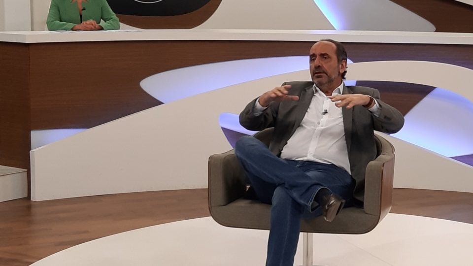 Prefeito de Belo Horizonte, Alexandre Kali, durante o programa Roda Viva, da TV Cultura.