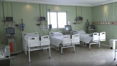 Curitiba abriu mais leitos de UTI para tratamento de pacientes com coronavírus.