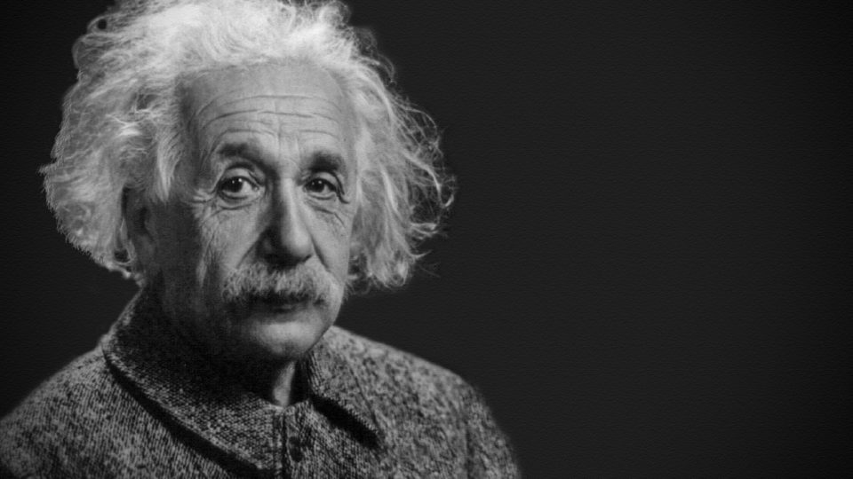 Continuando a conversa sobre universidades: o nó burocrático nas ciências da natureza Aqui, se Einstein ressuscitar, não tem nem onde deixar currículo. Tem que esperar abrir concurso. E concurso é essa coisa.