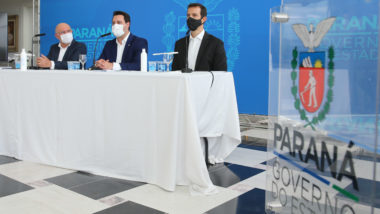 Coletiva do governo do Paraná sobre a volta às aulas presenciais em 2021.