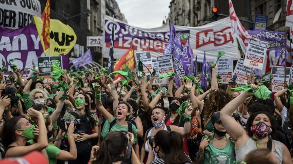 Aborto: Como a Argentina chegou à atual situação. E o que o Brasil pode aprender argentina aborto
