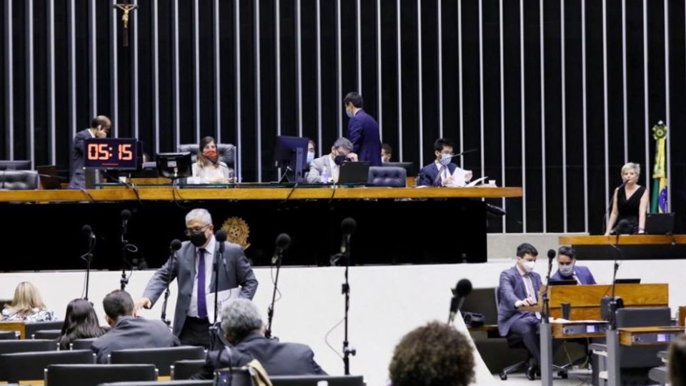 Sessão da Câmara dos Deputados sobre a regulamentação do Fundeb