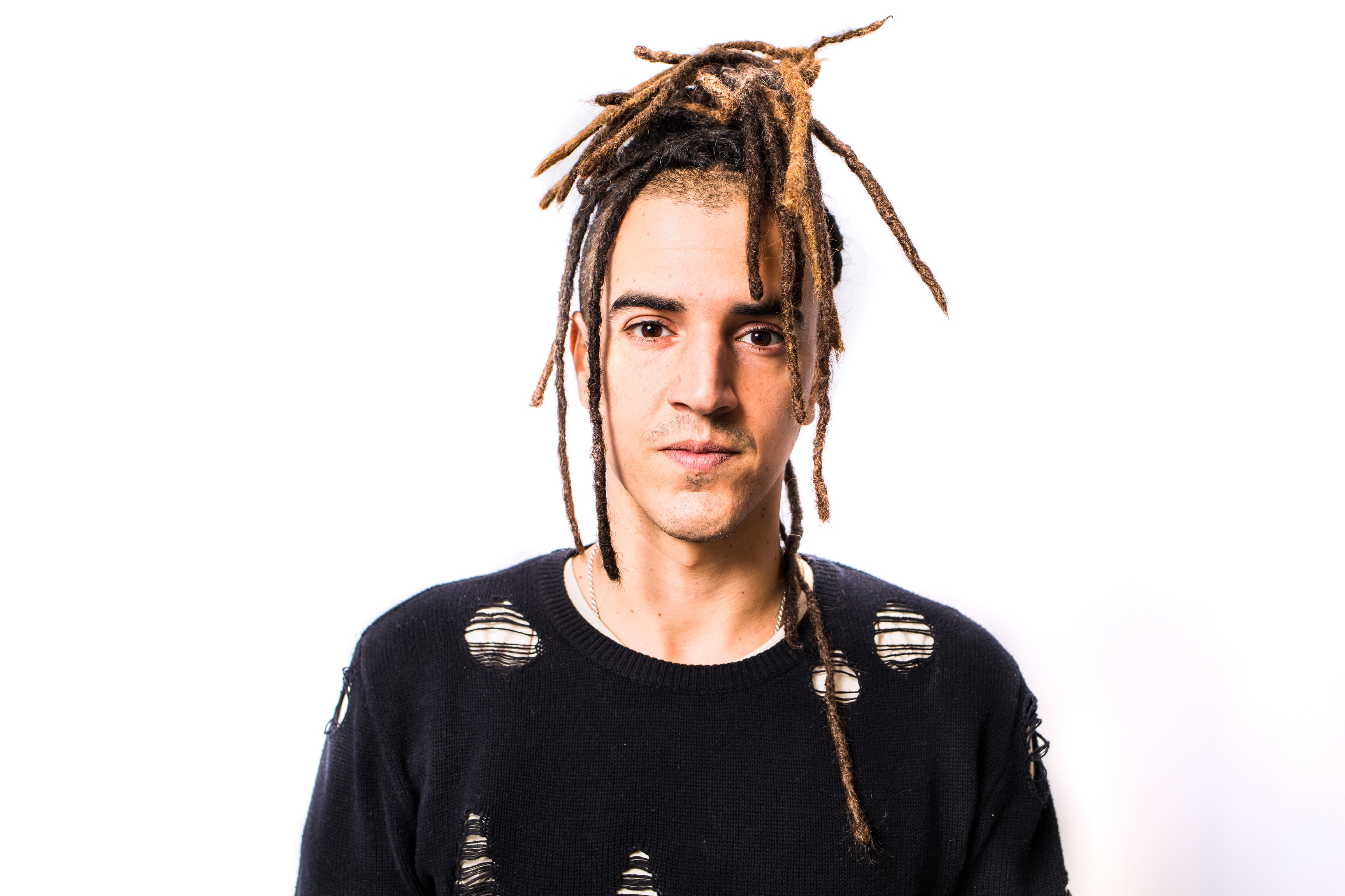 Dre Guazzelli fala sobre cura interna em seu novo lançamento