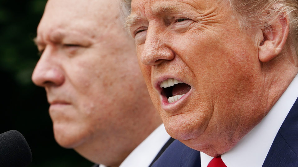 Mídia tem medo de que China tenha sido autora de ataque hacker aos EUA, diz Trump
