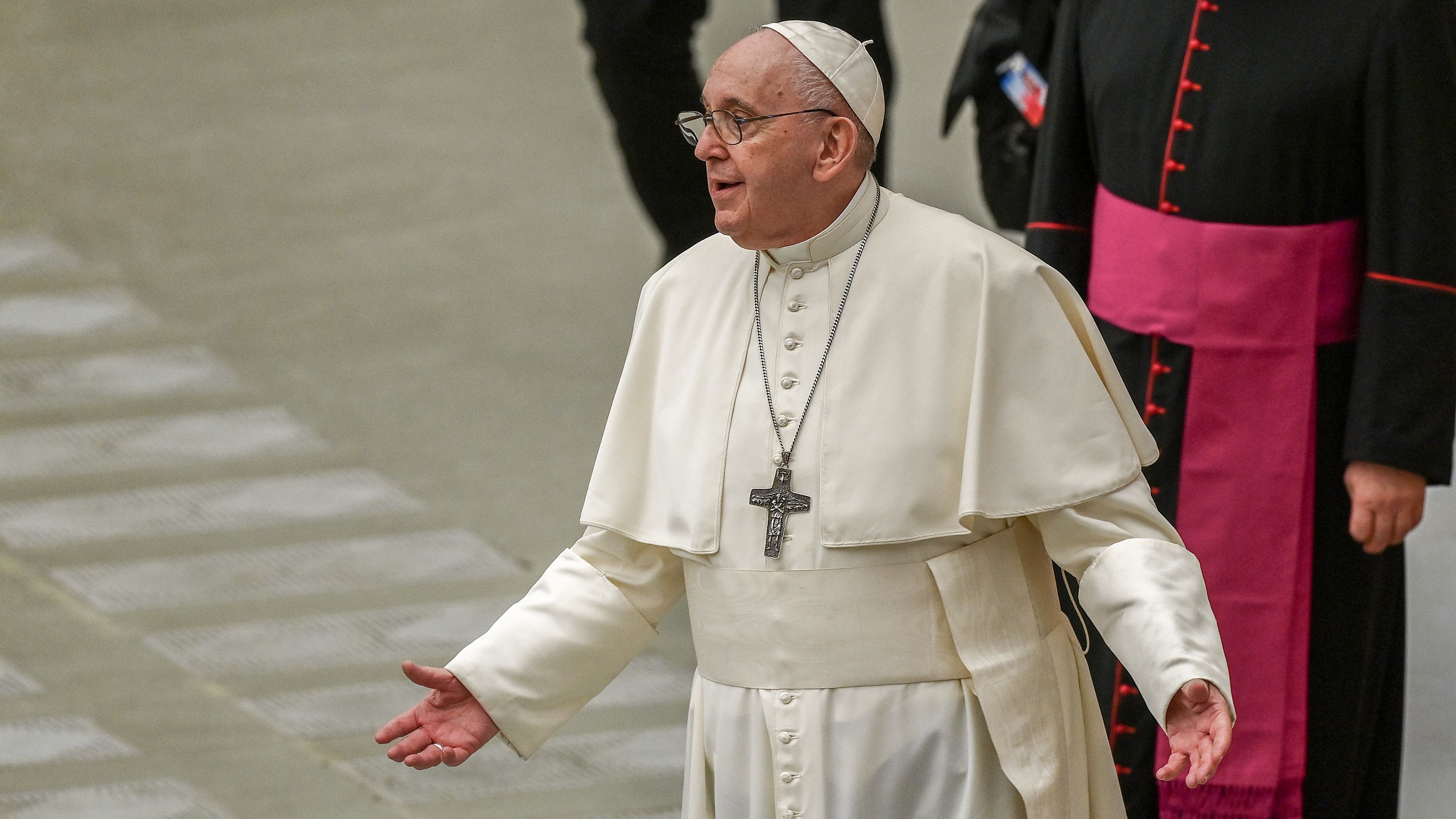 Papa Francisco em evento com funcionários do Vaticano em 21 de dezembro de 2020.