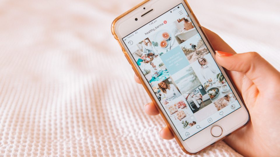 2021 será o ano do marketing digital personalizado Para Camila Farani, o próximo grande objetivo das empresas com marketing personalizado é obter dados suficientes para uma personalização eficaz.