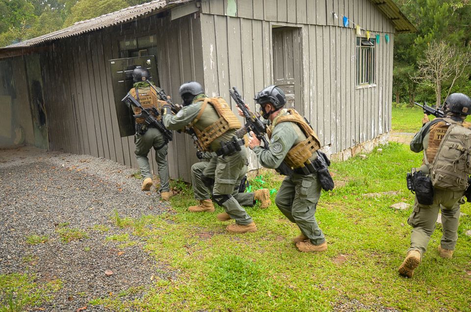 Grupo Tigre chega aos 30 anos com 100% dos reféns resgatados