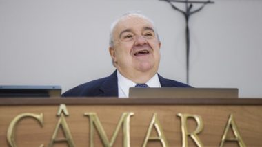 Greca anuncia equipe para o mandato; ex-candidatos a vereador assumem regionais Prefeito Rafael Greca anunciou o secretariado para o novo mandato