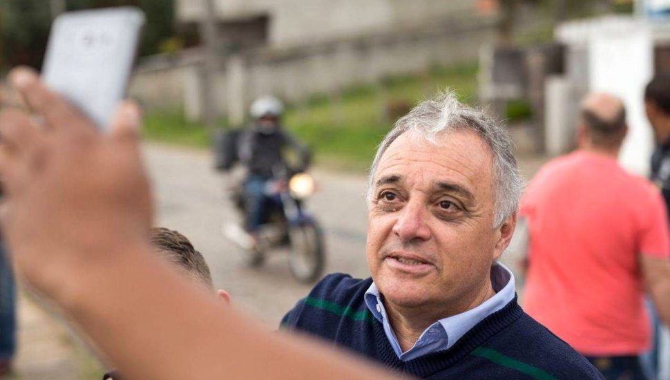 Prefeito de Campo Largo tomou posse na UTI