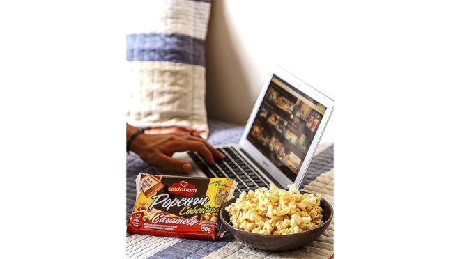 Pipoca com cobertura de Caramelo