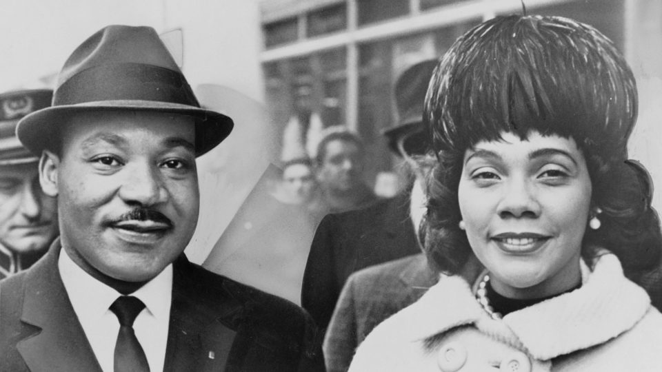Martin Luther King além das ideologias Martin Luther King Jr. e sua esposa, Coretta Scott King.