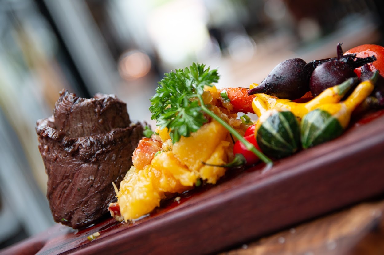 Top sirloin e flat iron conheça alguns cortes de carne em alta