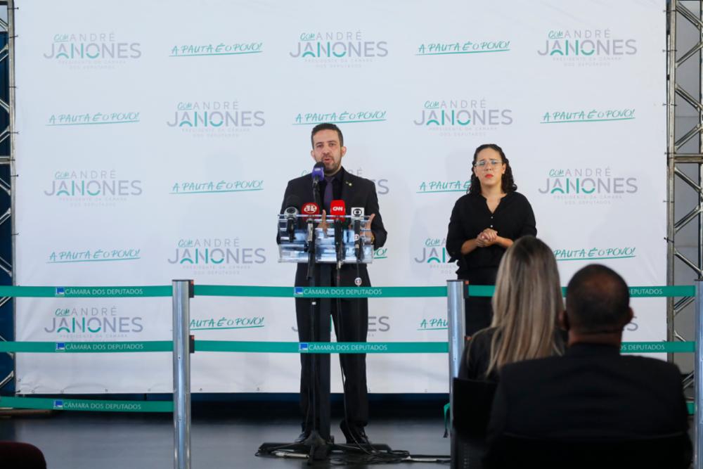 André Janones (Avante-MG) lança candidatura à presidência da Câmara