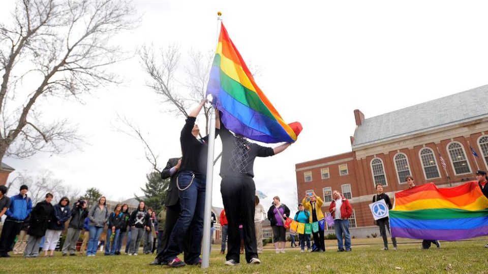 Agenda LGBT na Universidade do Maine