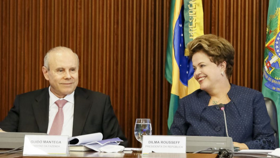 A segunda dose do veneno Guido Mantega e Dilma Rousseff em reunião, ainda no fim do primeiro mandato da petista, em 2014.