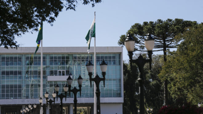 TCE-PR aponta falhas na gestão da Casa Civil do Paraná - Vimarsana News