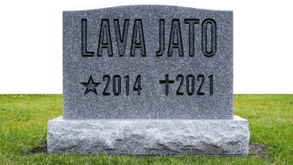 Diante do túmulo da Lava Jato, convido o leitor a uma reflexão: valeu a pena? Ao longo de 7 anos, a Lava Jato deu esperança aos brasileiros que sonhavam com um Brasil livre da corrupção.