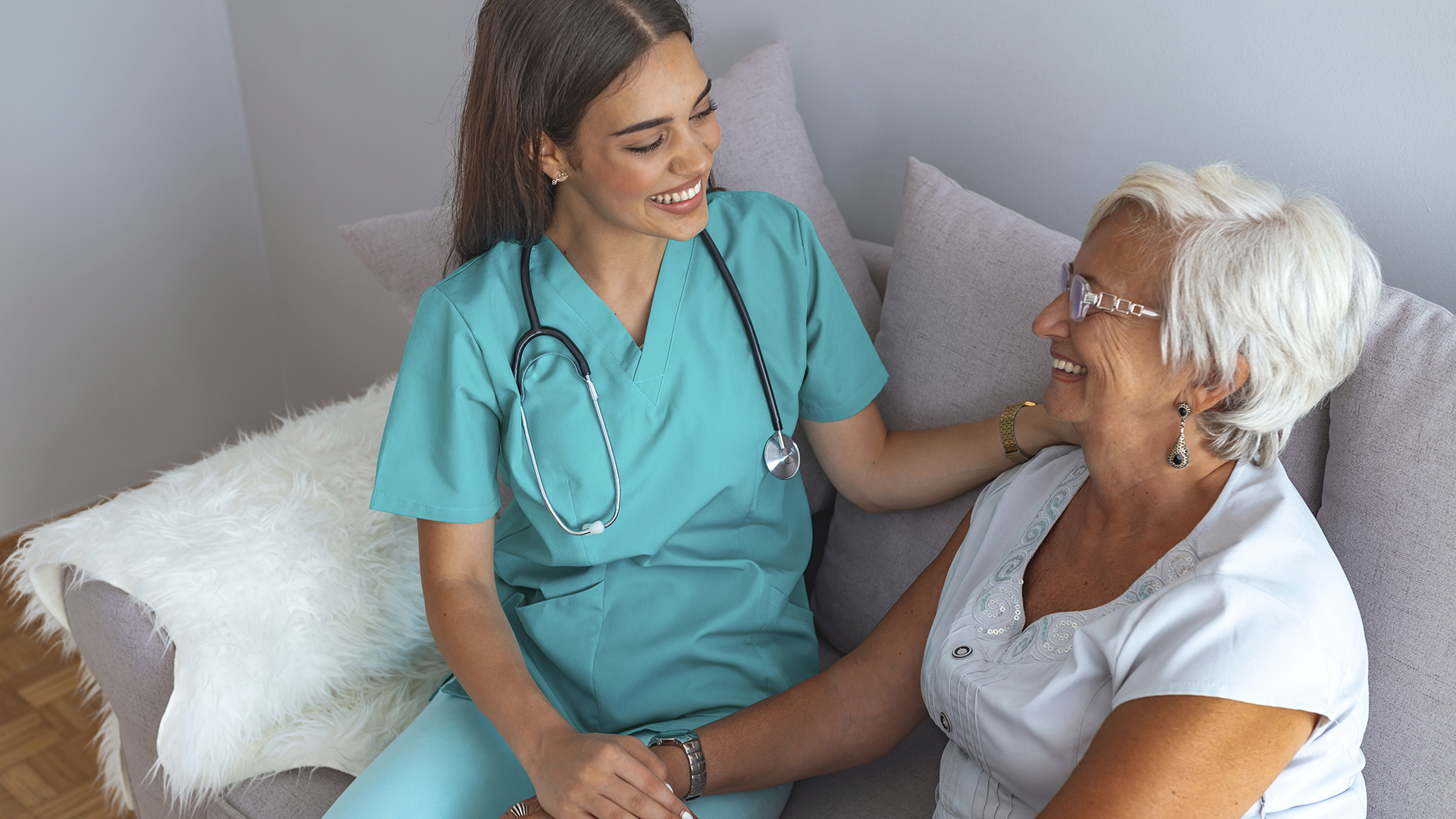 Envelhecimento da população brasileira exige estruturas adaptadas para atender esse público. São Lourenço Senior Living conta com infraestrutura para atender às necessidades de pessoas com mais de 60 anos.