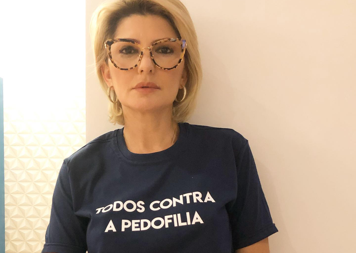 Após ter conta derrubada, Antonia Fontenelle aciona Instagram judicialmente